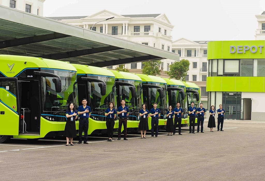 Trải nghiệm tiện ích xanh cho cộng đồng: xe buýt VinBus tại Vinhomes Grand Park